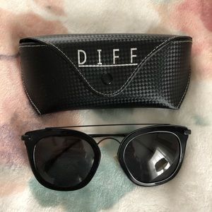 Diff Eyewear Zoey Sunglasses